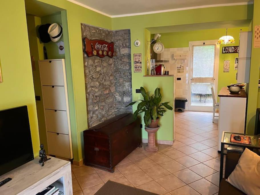 Le Rose , Relax In Casolare Del 1700 Leilighet Sarzana Eksteriør bilde